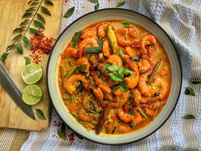 Authentic Sri Lankan Shrimp Curry with Aromatic Spices