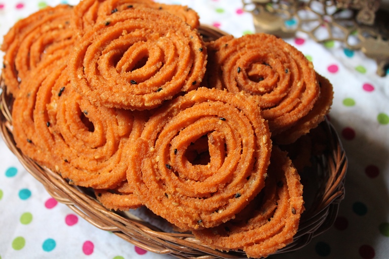 Crispy and Spicy Murukku