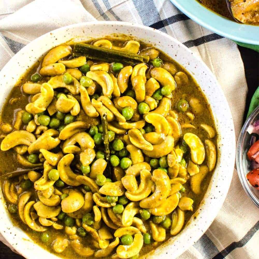 Creamy Sri Lankan Cashew Curry